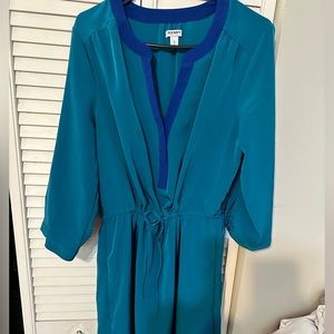 Real dress with blue accent on collar and drawstring for waist area